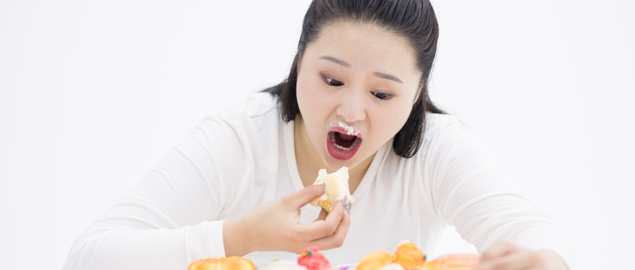 摄图网_500994743_wx_吃甜食肥胖(企业商用).jpg